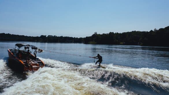 Dean Buescher how to water ski for beginners waterskiing
