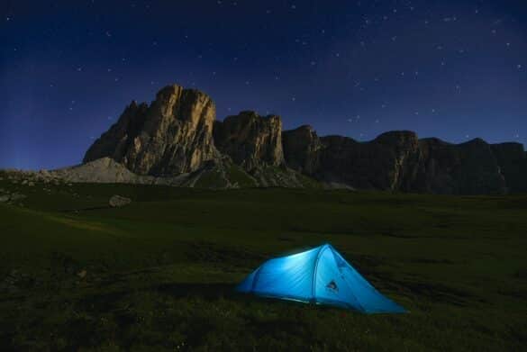 Dean Buescher avid outdoorsman top 5 reason to go camping nature